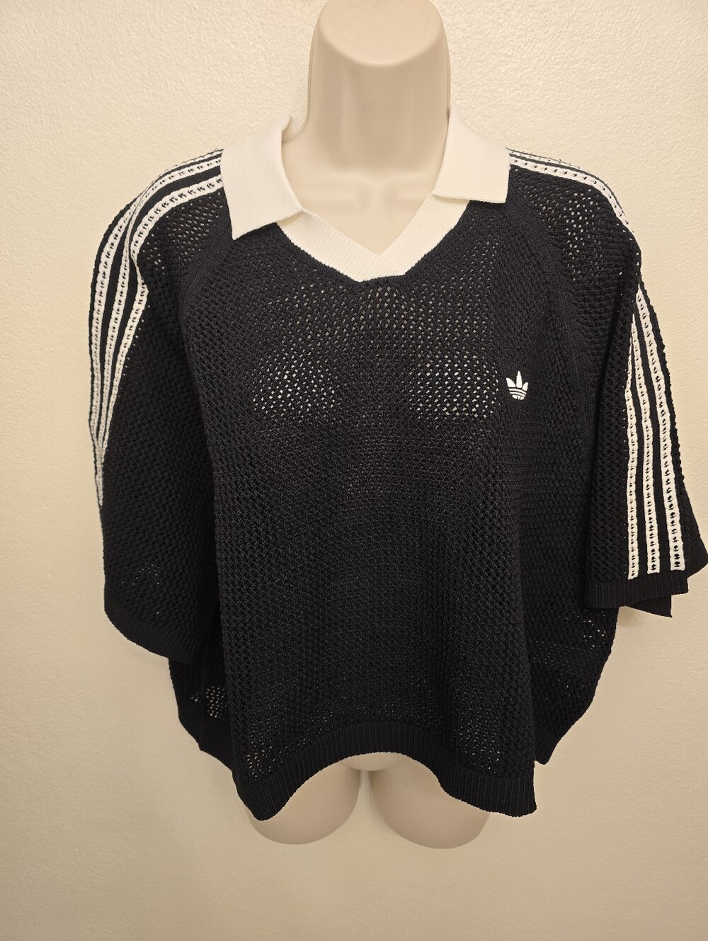 NWT Adidas Originals Ladies Cropped Crochet Polo